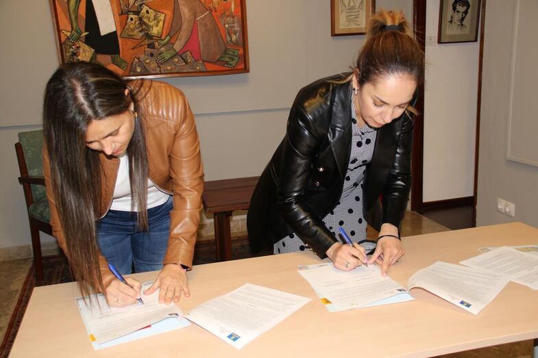 firmahermanamiento AP