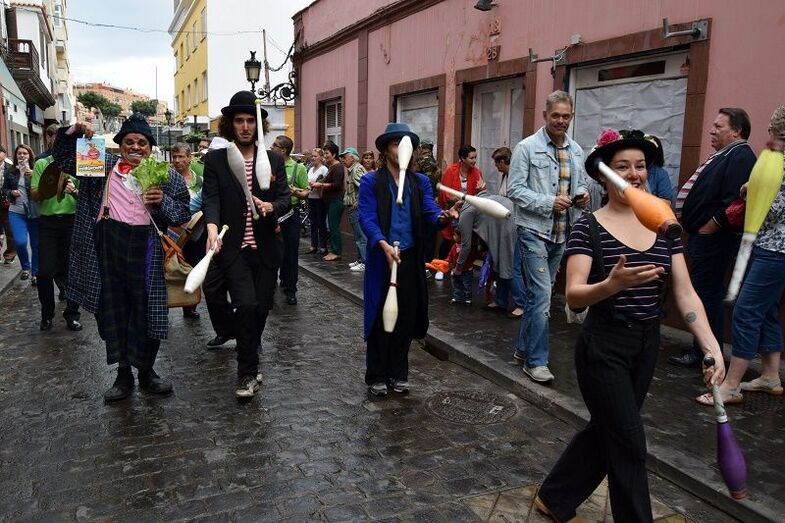 estronchatepasacalles