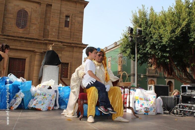 recogidajuguetesgaldar2015