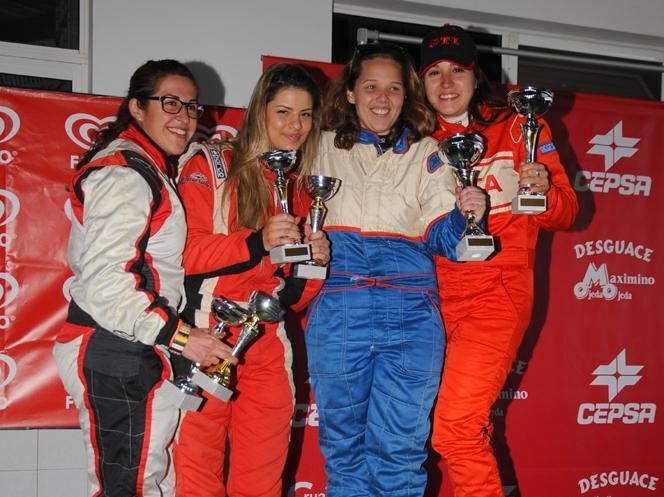 Podium chicasslalom
