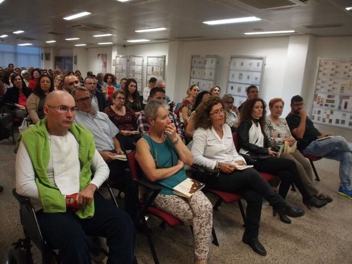 público en la presentacion de La costa de los ausentes