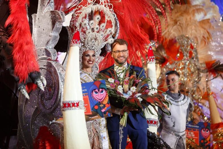 PRIMERA DAMA NORMA RUIZ