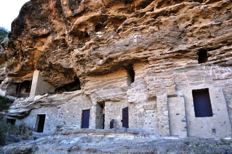 exterior risco caido