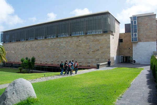 biblioteca universitaria