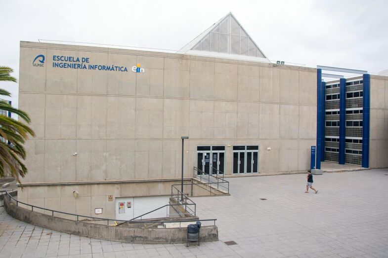 Edificio Informática Pedro 7 1