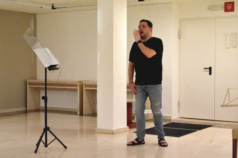 El tenor mexicano Ricardo Calderón en una edición anterior de Zarzuela Estudio