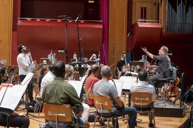 OFGC Jonathan Tetelman Karel Mark Chichon 1