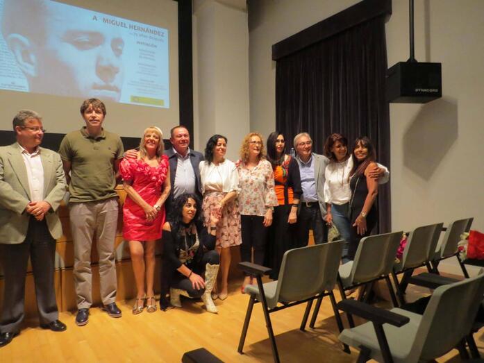 foto grupo MIguel Hernánez