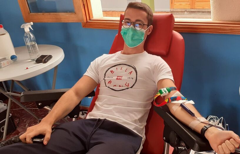 Donante en Santa María de Guía