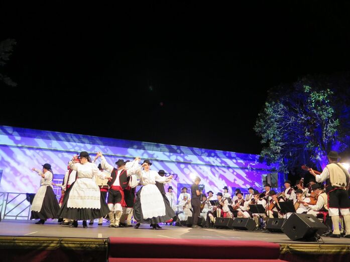 Imagen de archivo de la Agrupación Folclórica Estrella y Guía                               