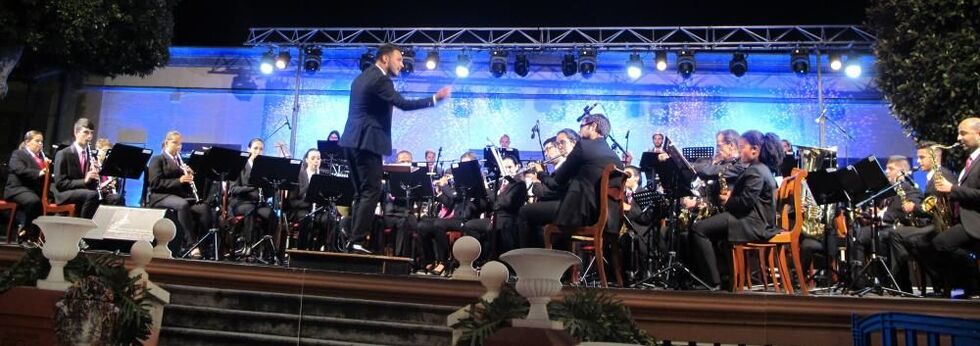 CONCIERTO BANDA MUSICA CIUDAD DE GUÍA FIESTAS LA VIRGEN 2016