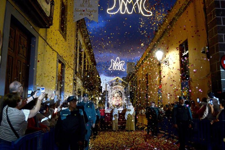 GUIA VIRGEN DEL PINO 8677