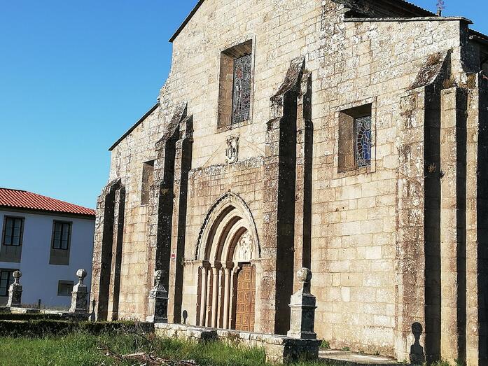 FOTO3 IGLESIA SANTA MARÍA LA MAYOR CEMENTERIO DE ADINA