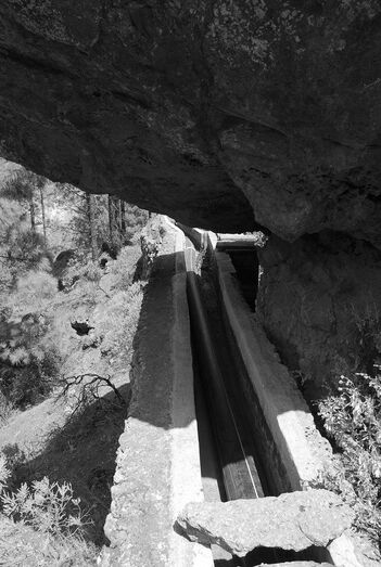 Acequia de la Presa [de los Hornos].