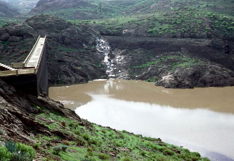 Presa de las Niñas con charco / Foto de Jaime O'Shanahan [mdC]