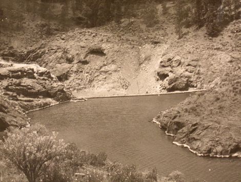 Mulato primitivo con embalse lleno en 1964 [SVP]