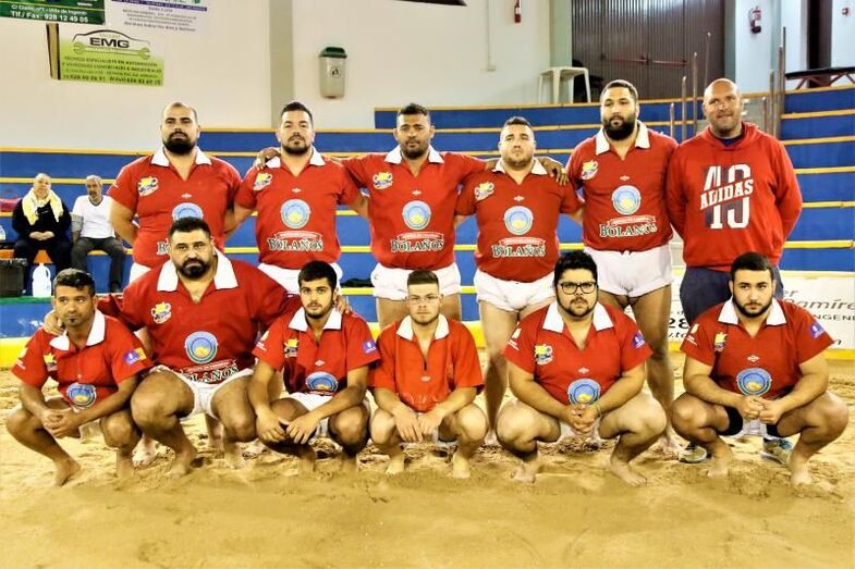 CL POLLO DE BUEN LUGAR QUESOS BOLAÑOS DE FIRGAS Foto Pedro Reyes0418