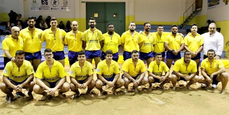 Roque Nublo del Cruce de Arinaga en Lucha Corrida 2018 Foto Pedro Reyes