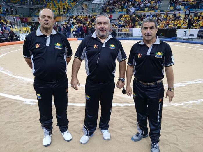 3 Trio arbitral