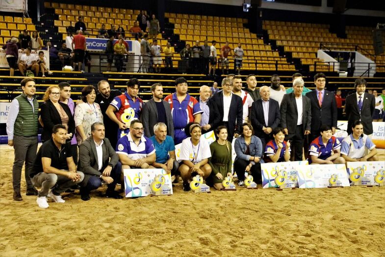 Fotopremaidos del Mundial de Lucha Canaria. Gráfica de Rita Guzmán