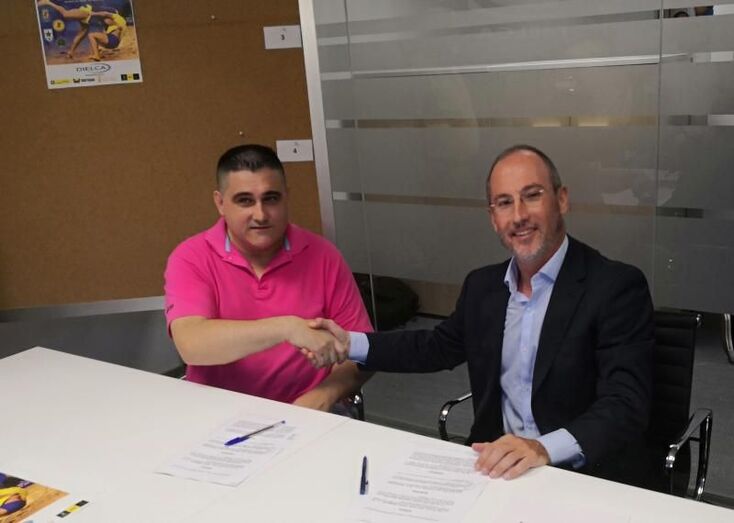 José Antonio Caballero presidente Federación y Julio Luengo gerente de Dielca