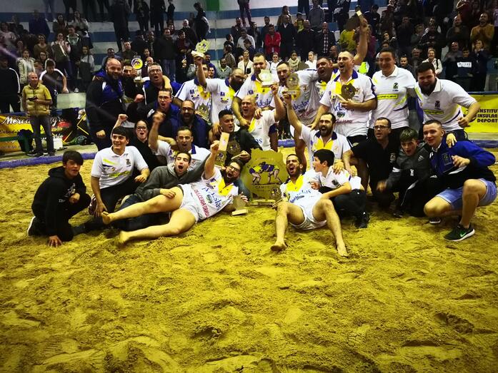 Unión Agüimes Cicar festeja el titulo Liga Cabildo