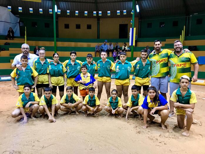 basegaldarlucha2019no