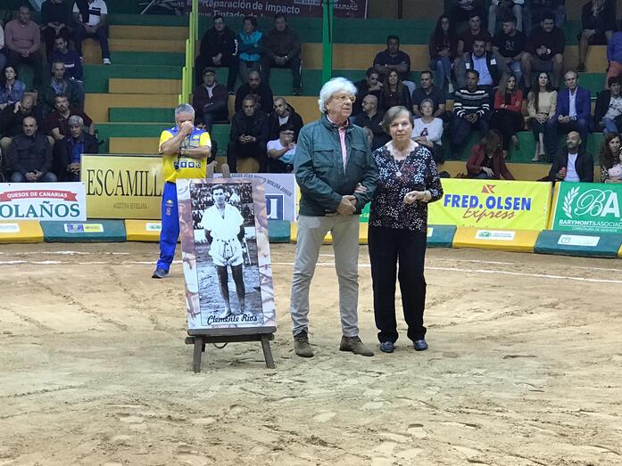 homenajeclementerios