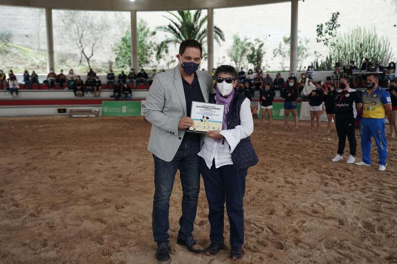 FINA RODRÍGUEZ RECONOCIMIENTO