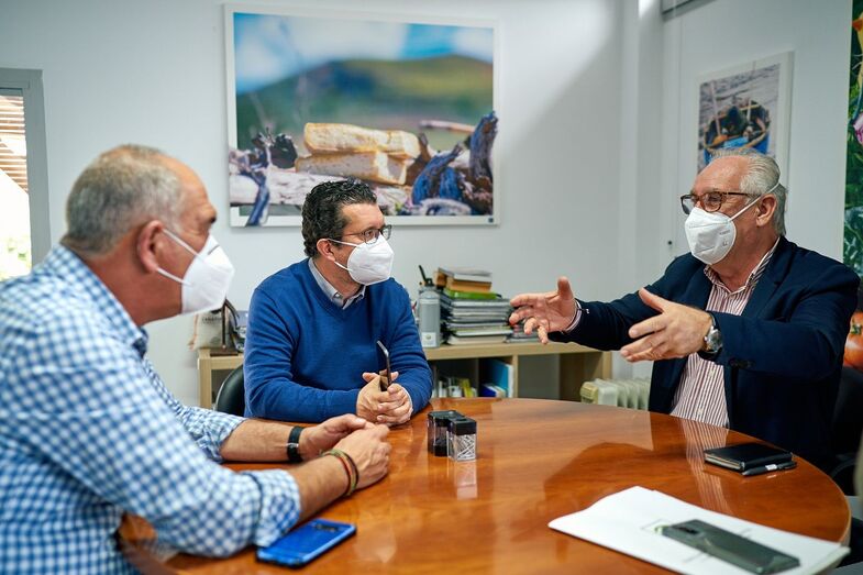 REUNION GRAN CABILDO FERIA EU QUESO 8