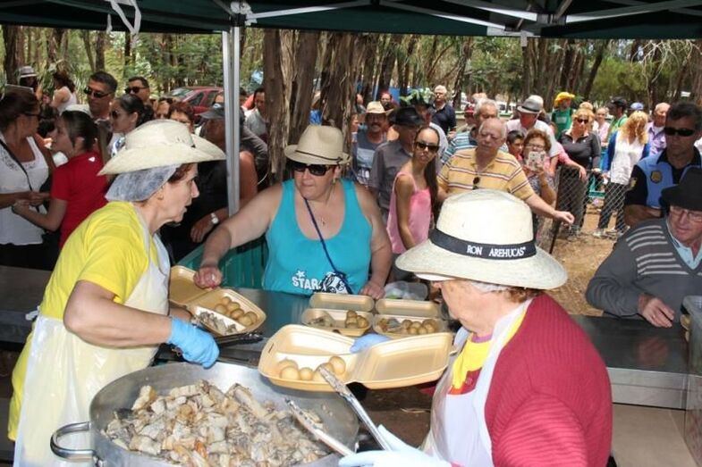 ENCUENTRO VECINAL SANCOCHO