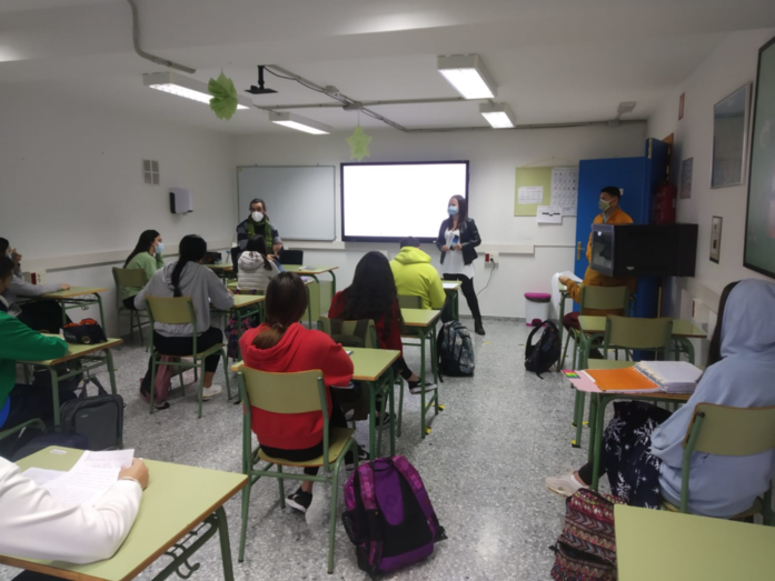 acerina en el aula 1024x768