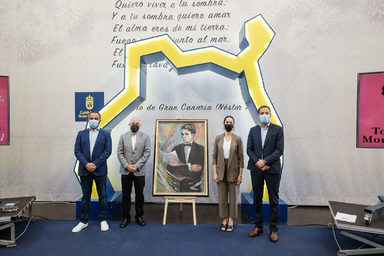 LAS PALMAS DE GRAN CANARIA (Canarias). 22/07/2021.- El presidente del Cabildo de Gran Canaria, Antonio Morales; la consejera de Cultura, Guacimara Medina; el alcalde de la villa de Moya, Raúl Afonso; el director general de Cultura del ejecutivo regional, Rubén Pérez, presentaron los actos organizados con motivo del centenario del fallecimiento del poeta Tomás Morales (1884-1921).  ©Ángel Medina G./Cabildo de Gran Canaria