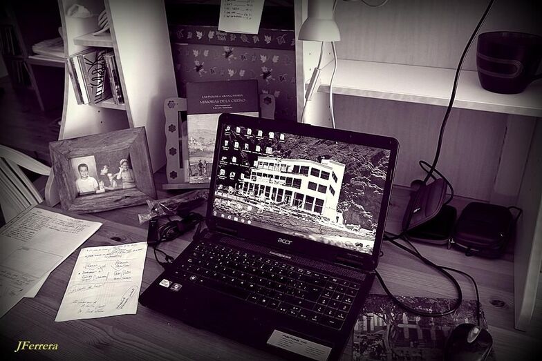 580. Mesa de trabajo