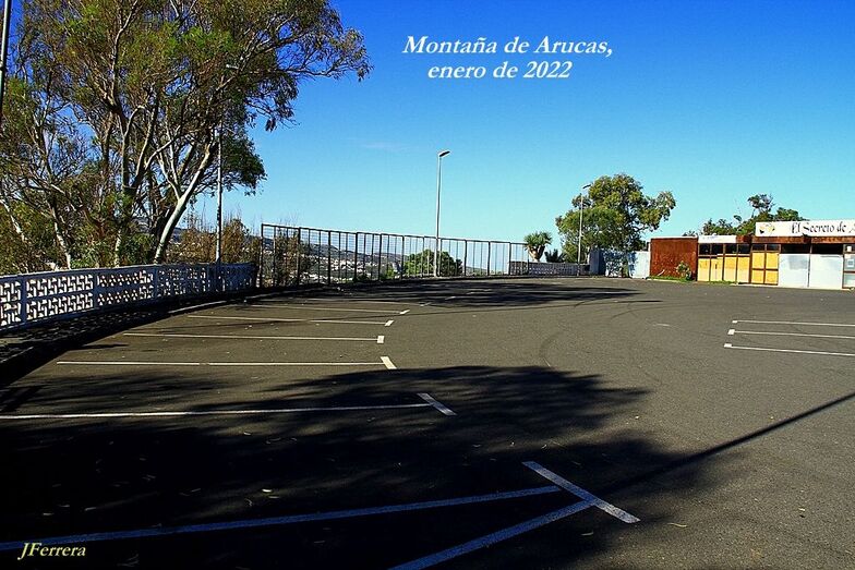 0004aparcamientosmontañaarucas