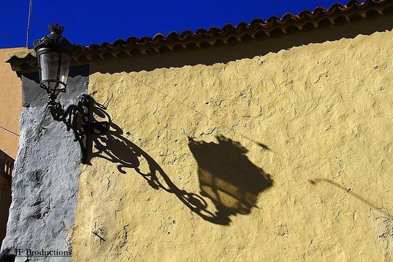 La sombra de la farola