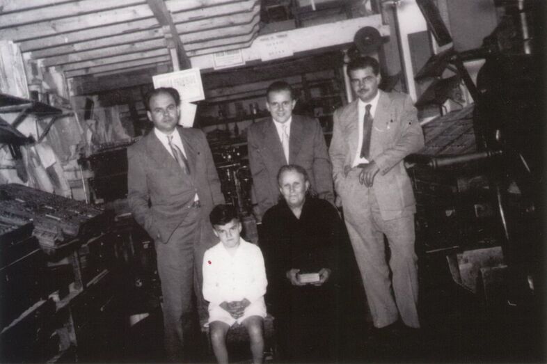 3. Imprenta Familia Quesada YA