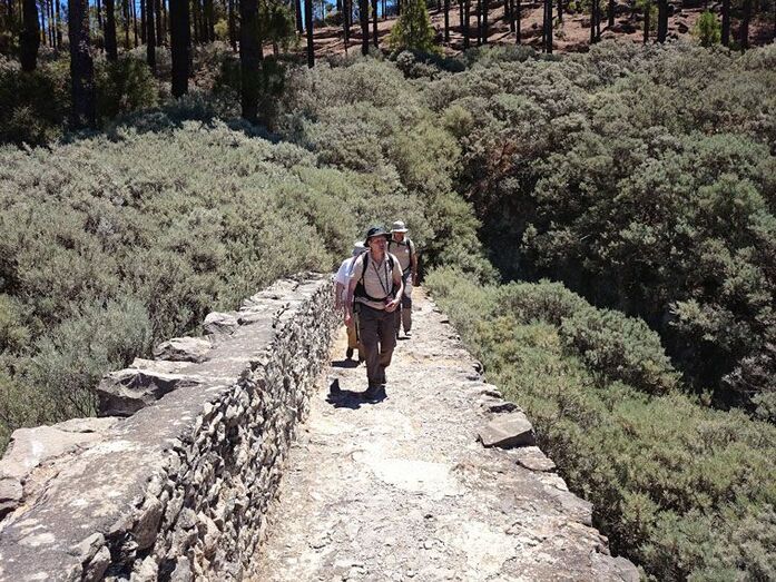 Científicos en Cuevas Blancas