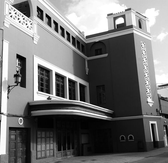 Cine Guaires