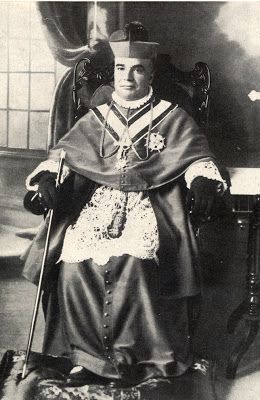 ADOLFO PÉREZ MUÑOZ OBISPO DE CANARIASjpeg