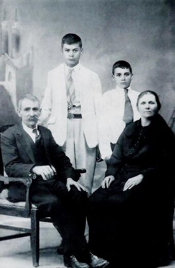 celedonitasuarezfamilia