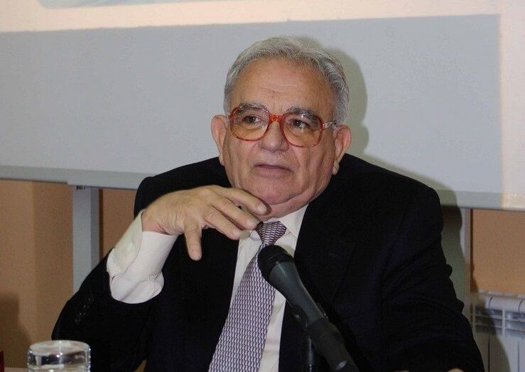 Teodoro Cardoso León 1 2