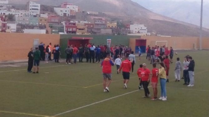 altercadofutbolsardinajunio2018